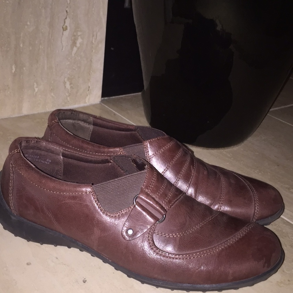 Walking cradles shoes 👞